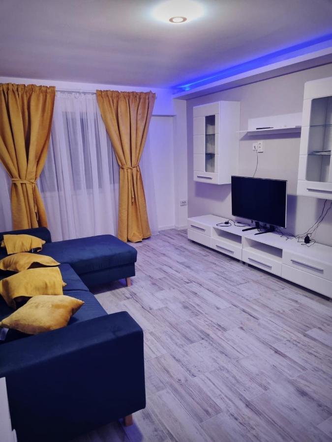 Luxurious Apartment With 3 Rooms And 2 Bathrooms In Corabia Eksteriør bilde
