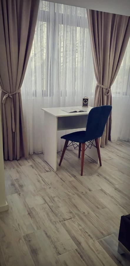 Luxurious Apartment With 3 Rooms And 2 Bathrooms In Corabia Eksteriør bilde
