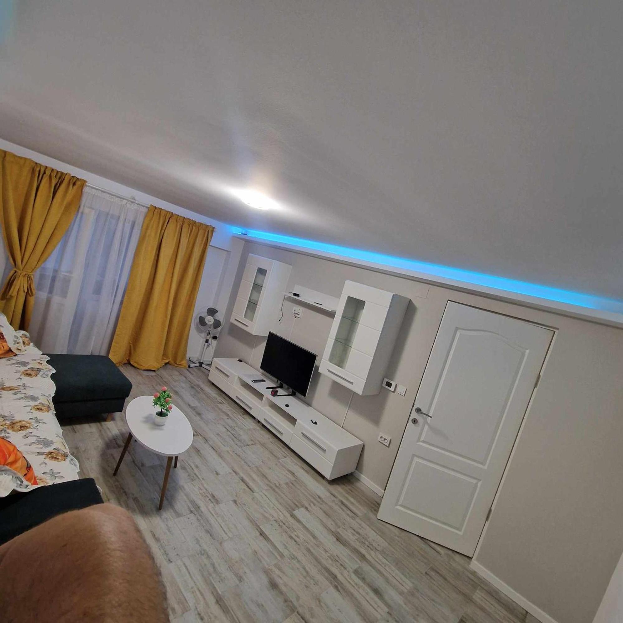 Luxurious Apartment With 3 Rooms And 2 Bathrooms In Corabia Eksteriør bilde