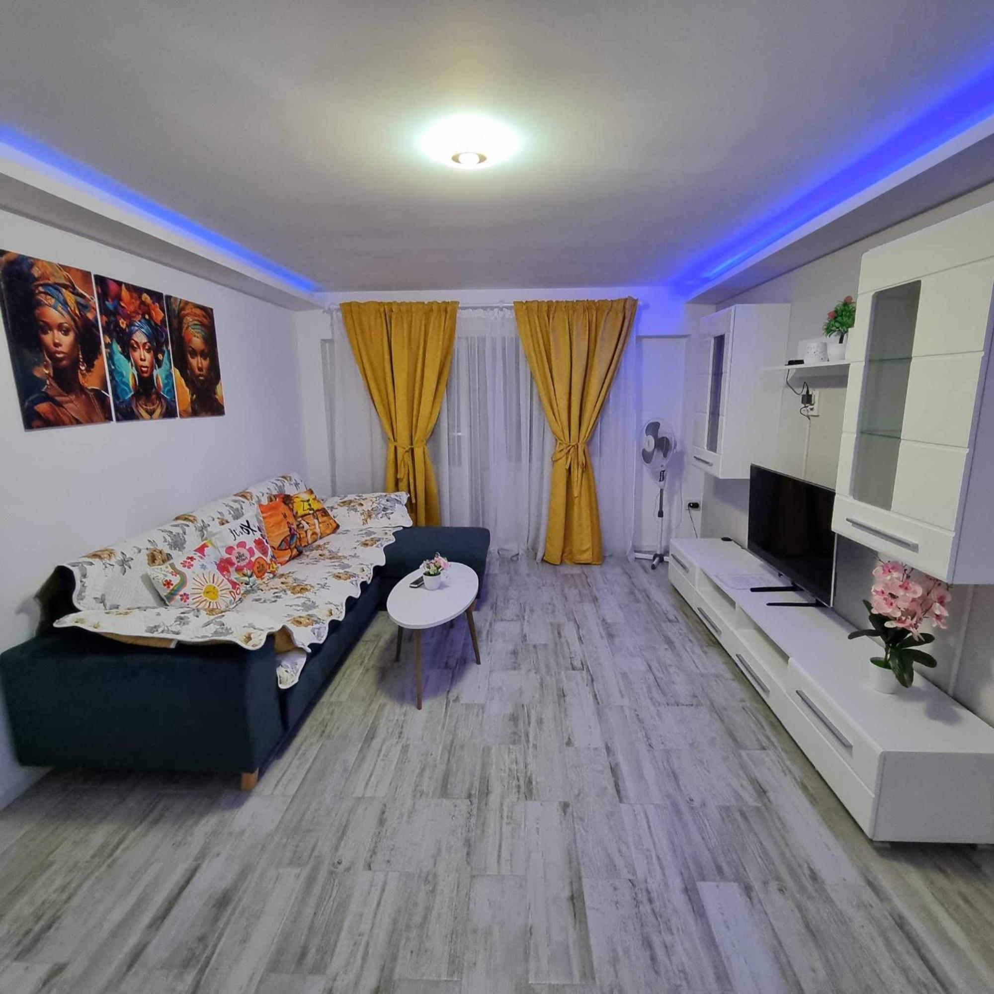 Luxurious Apartment With 3 Rooms And 2 Bathrooms In Corabia Eksteriør bilde